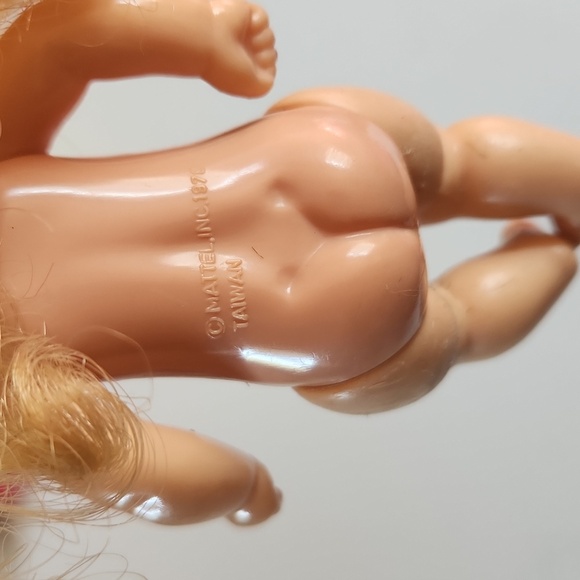 Mattel 1976 Heart Family Toddler Girl Blond Hair Blue Eyes 4 in Vintage Doll - Picture 4 of 4